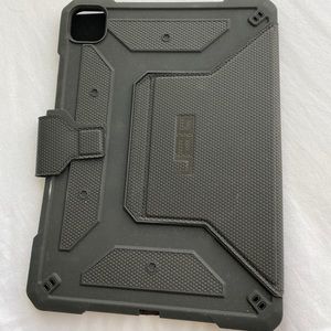 UAG Metropolis Case for iPad Pro 11-inch